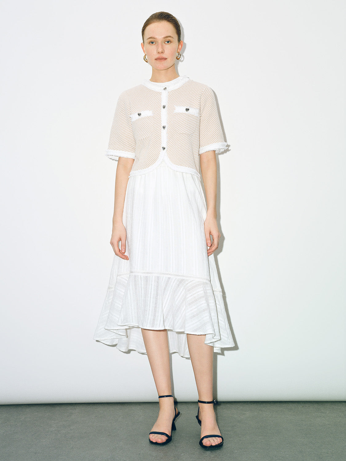 Raw Edge Cropped Knitted Cardigans - Image 4