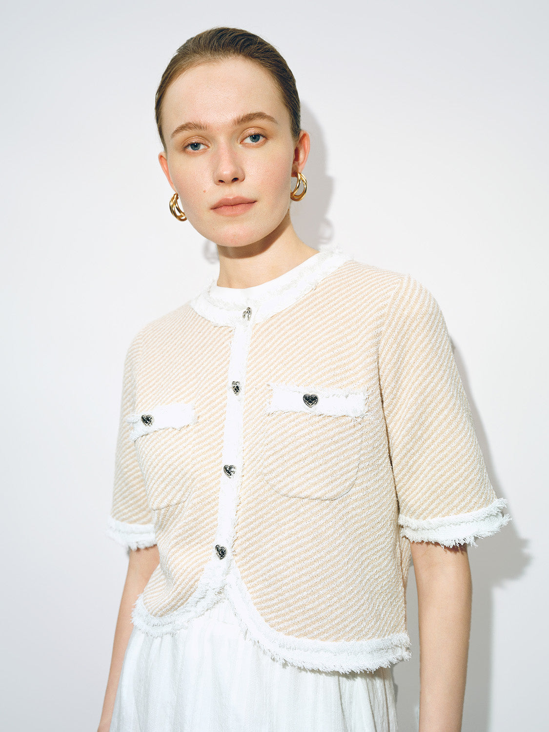 Raw Edge Cropped Knitted Cardigans - Image 5