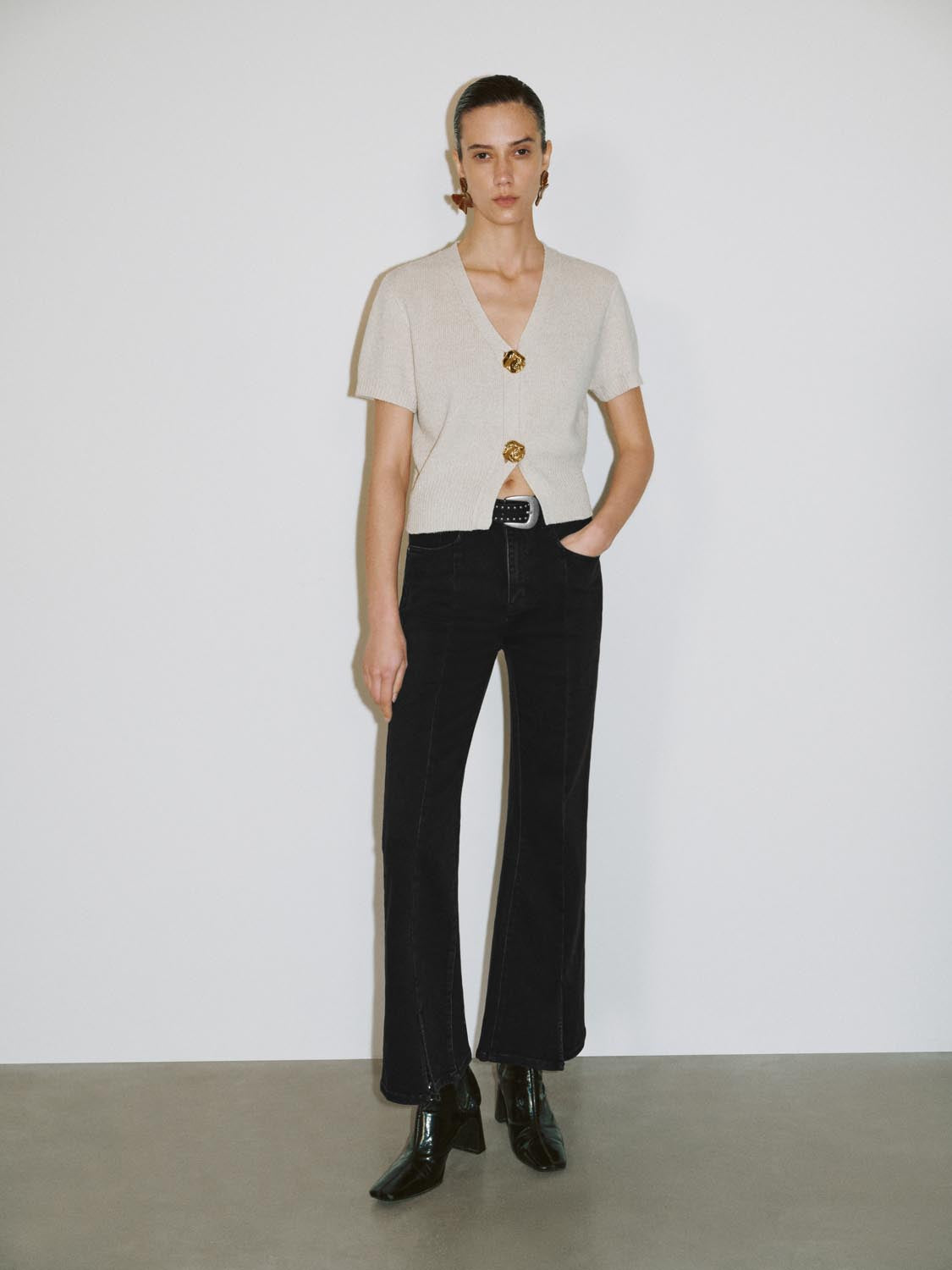 Short Sleeve Knitted Cardigans - Image 4