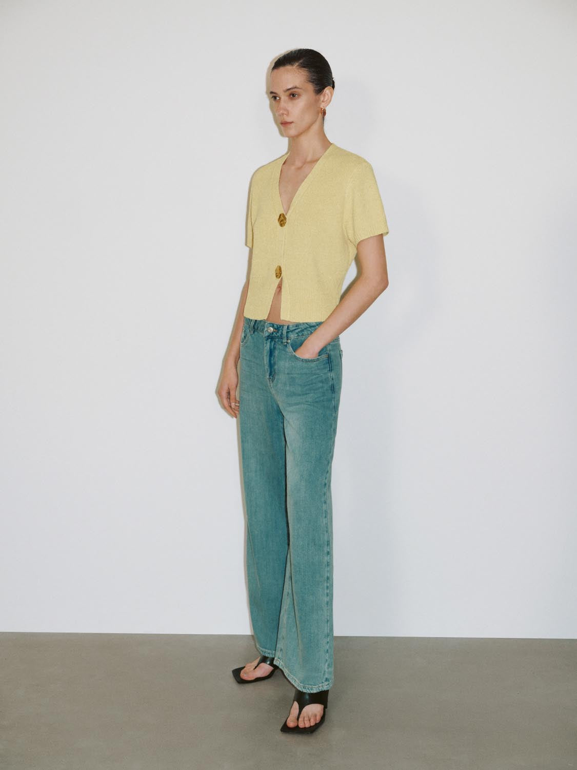 Short Sleeve Knitted Cardigans - Image 12