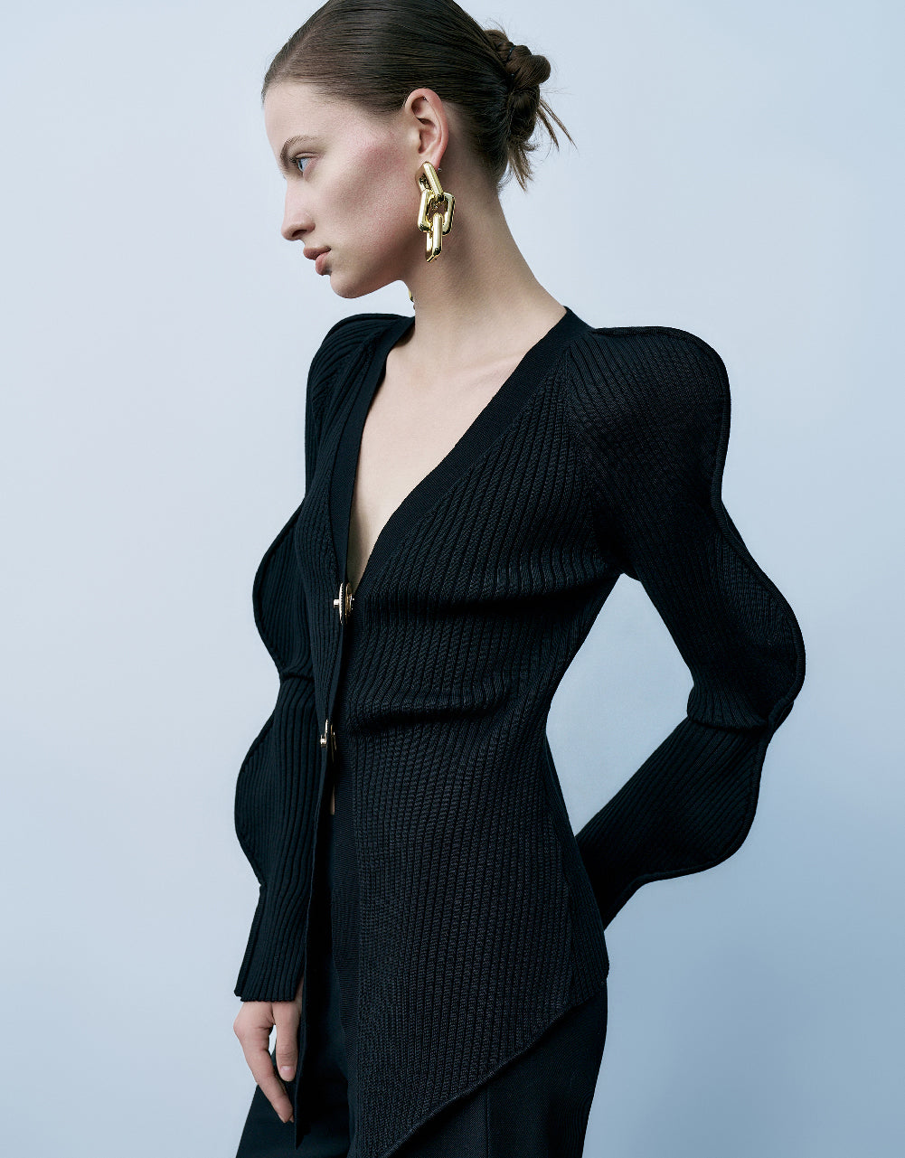 Wave Sleeve V-Neck Knitted Cardigan - Image 13