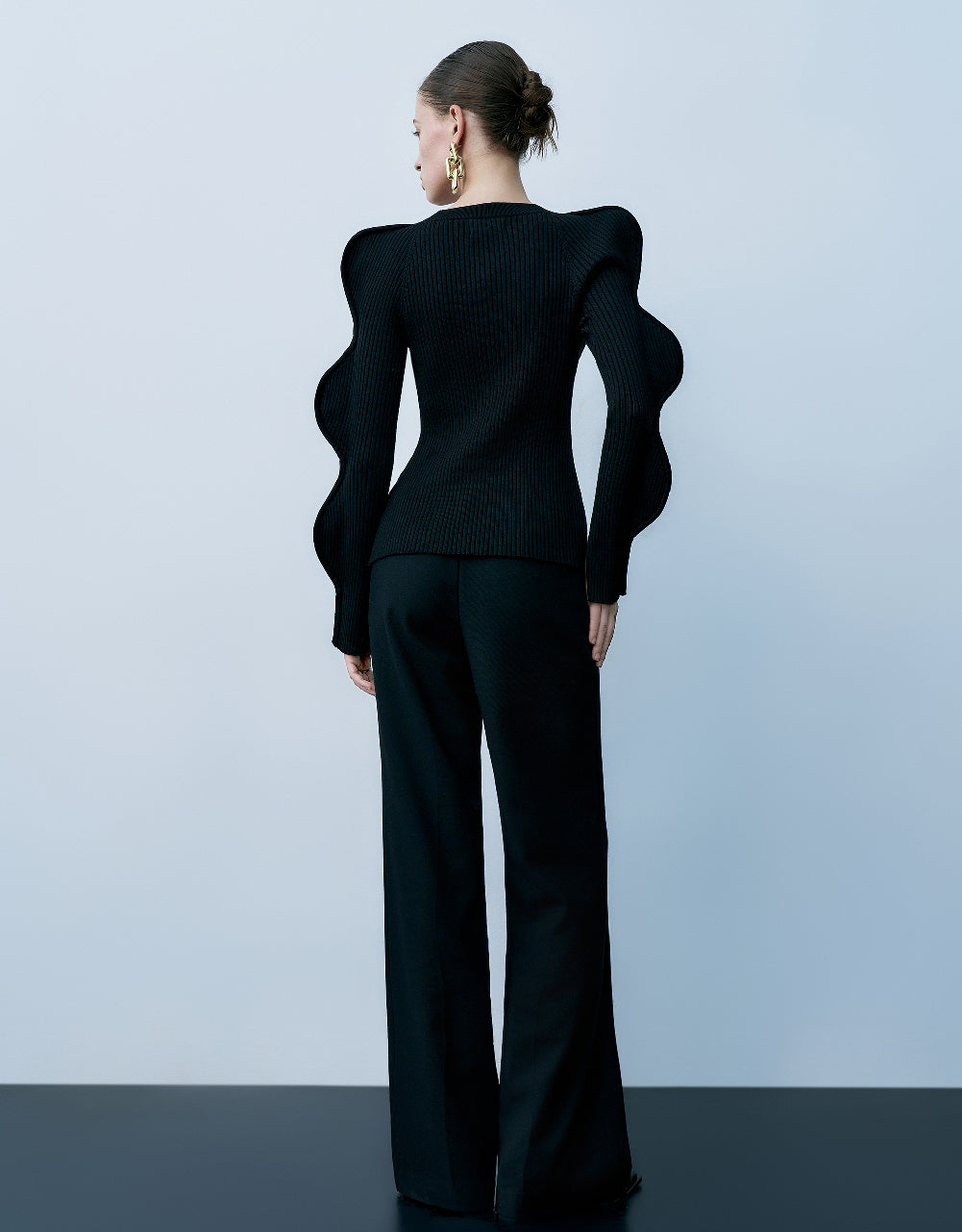 Wave Sleeve V-Neck Knitted Cardigan - Image 2