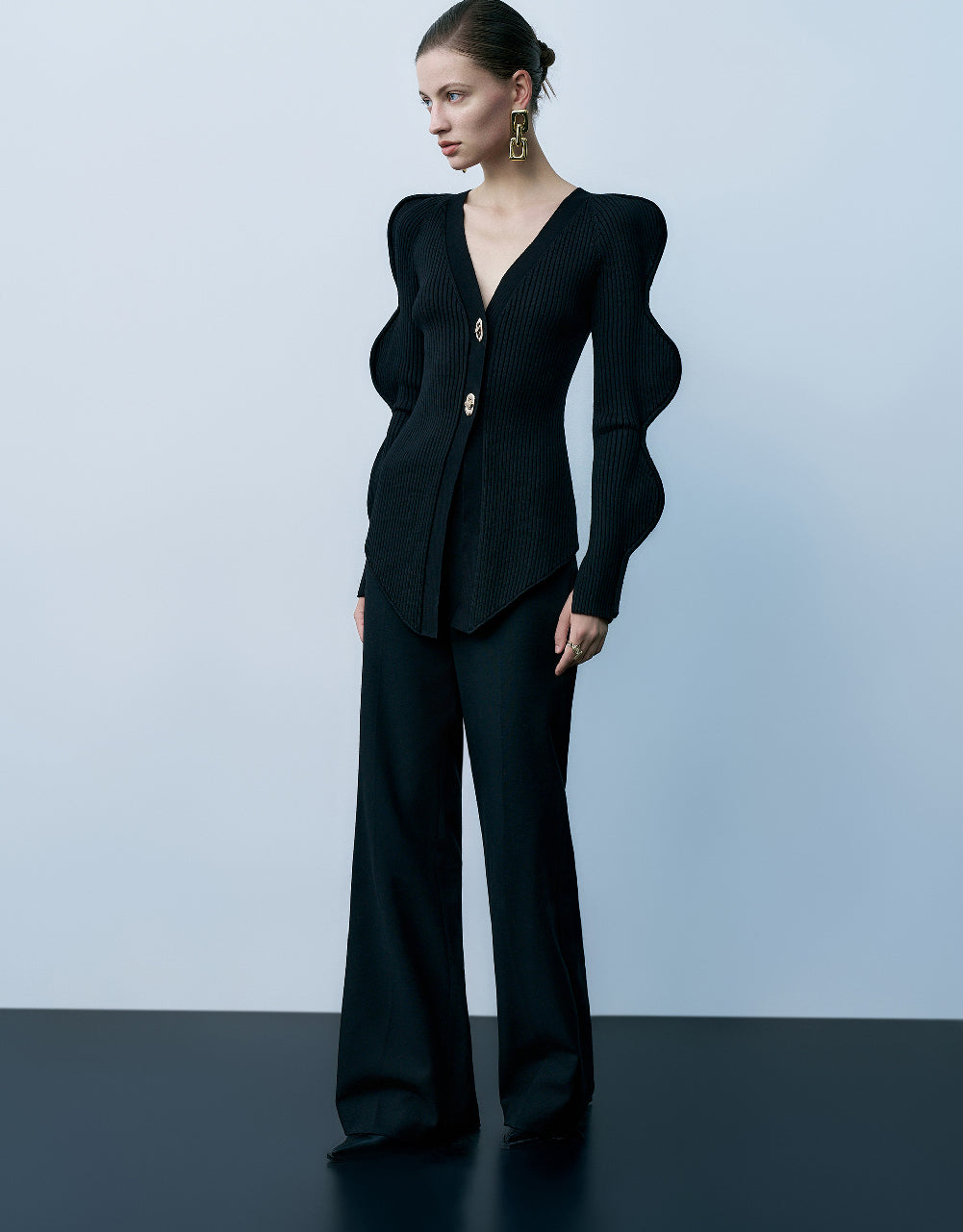 Wave Sleeve V-Neck Knitted Cardigan - Image 11