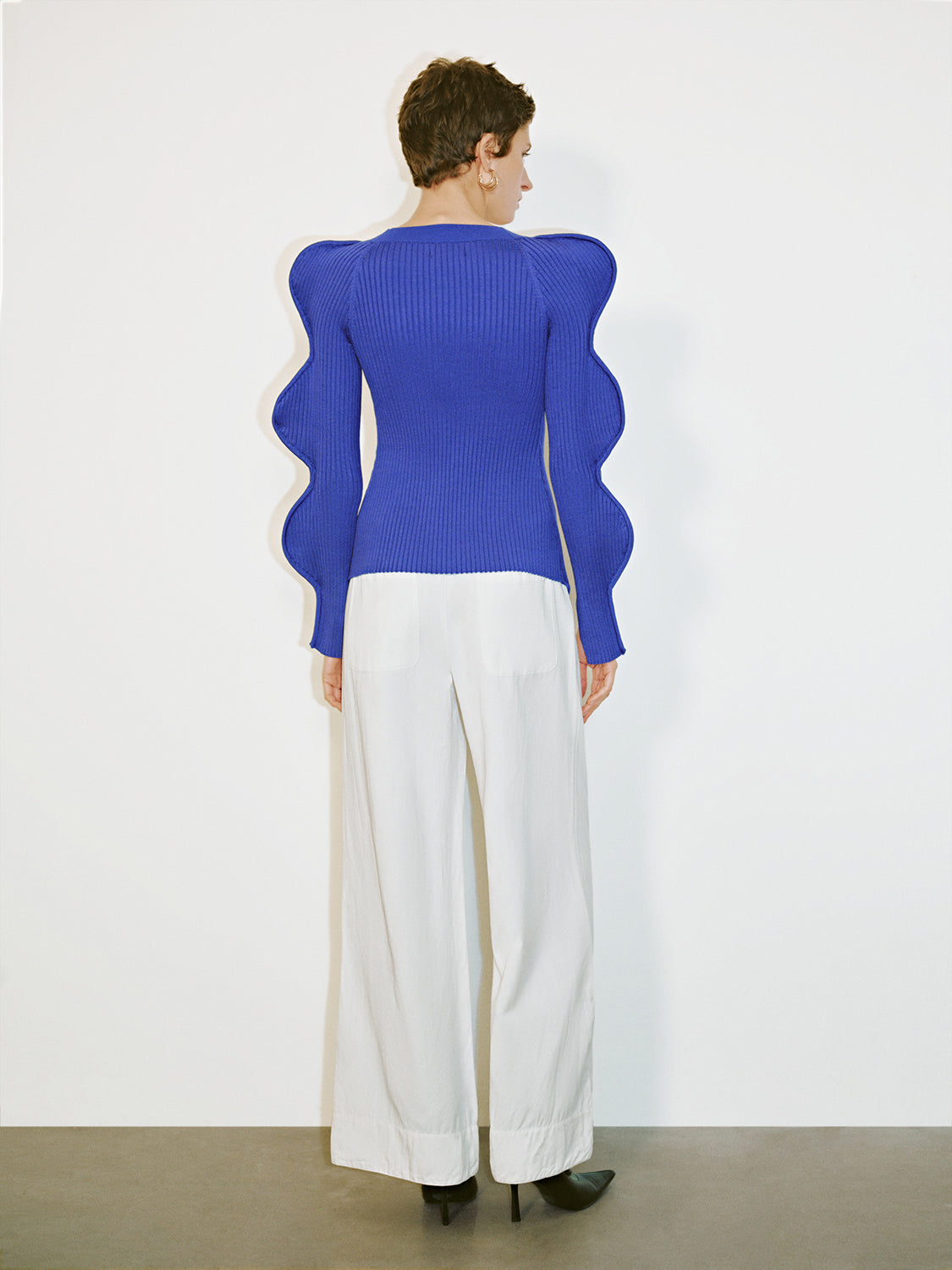 Wave Sleeve V-Neck Knitted Cardigan - Image 44