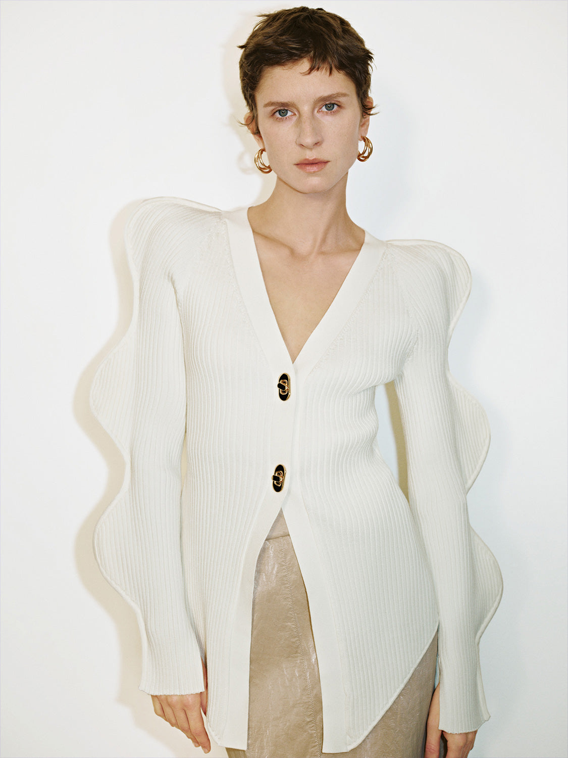 Wave Sleeve V-Neck Knitted Cardigan - Image 3