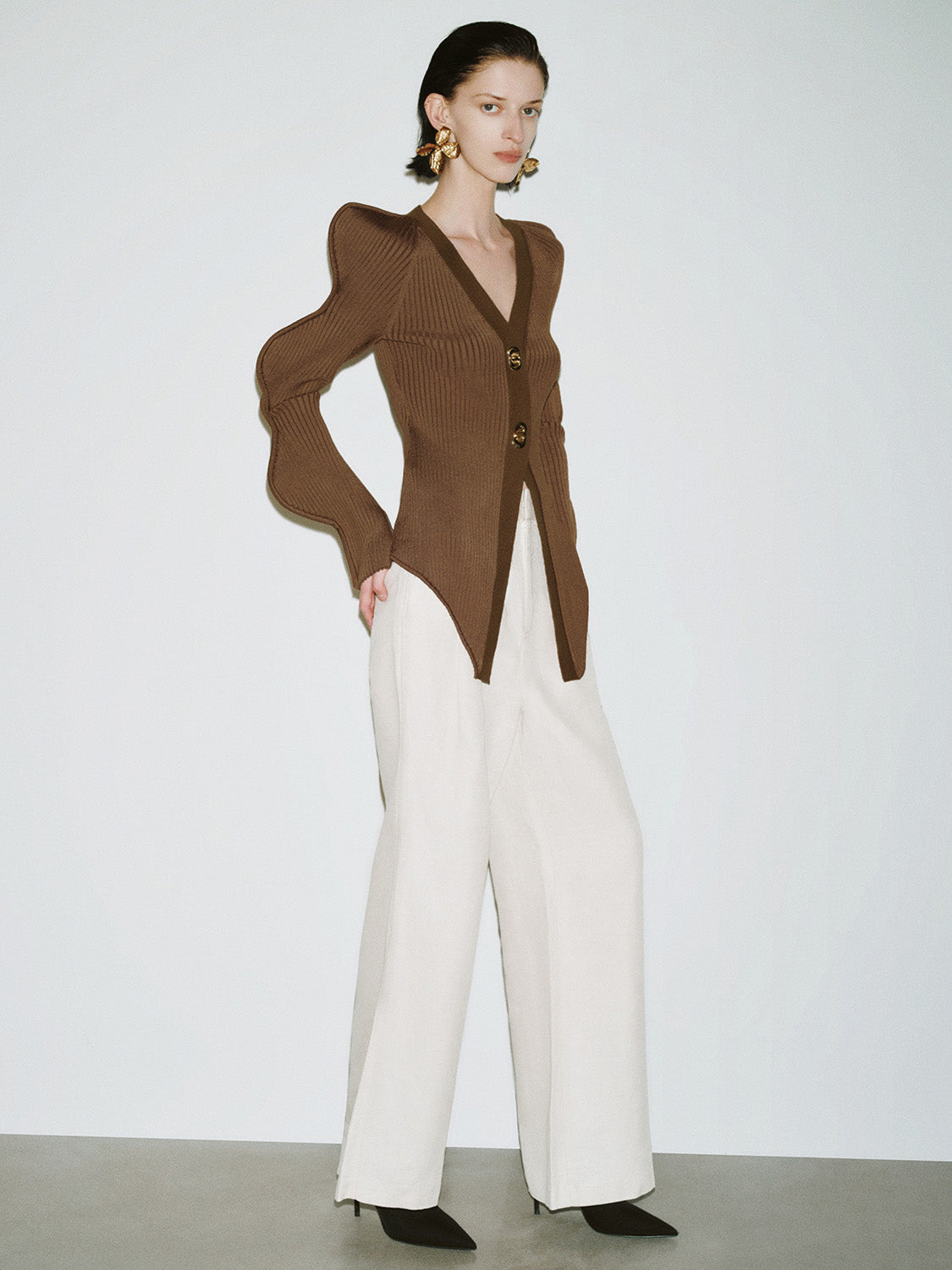 Wave Sleeve V-Neck Knitted Cardigan - Image 23