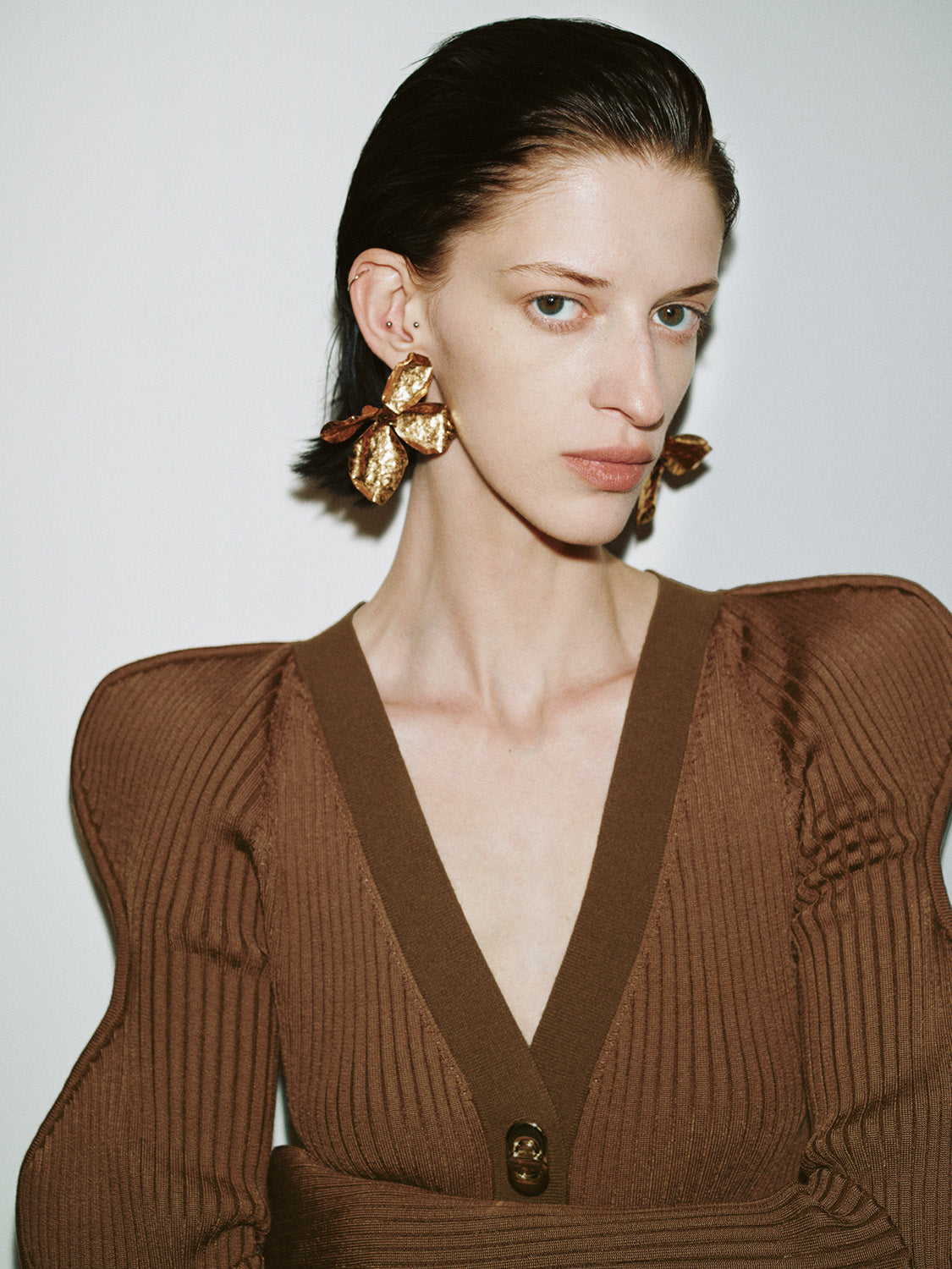 Wave Sleeve V-Neck Knitted Cardigan - Image 22