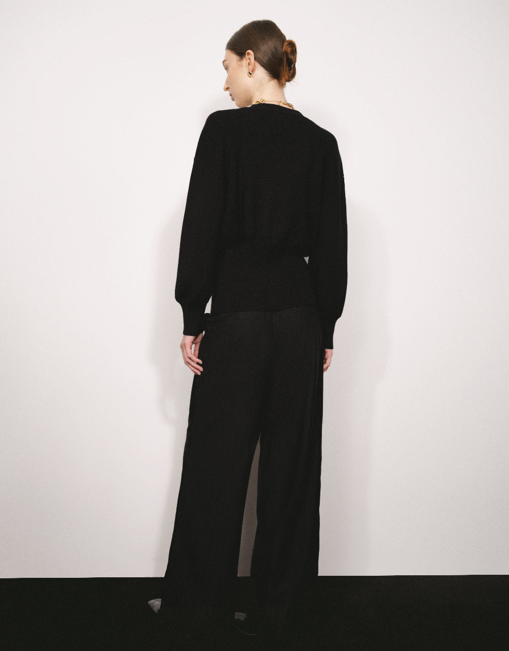 V-Neck Knitted Cardigan - Image 19