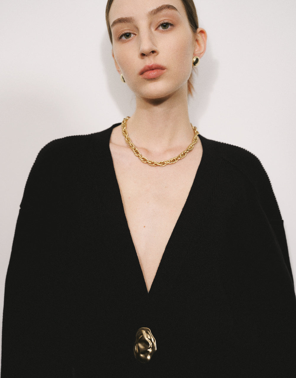 V-Neck Knitted Cardigan - Image 21