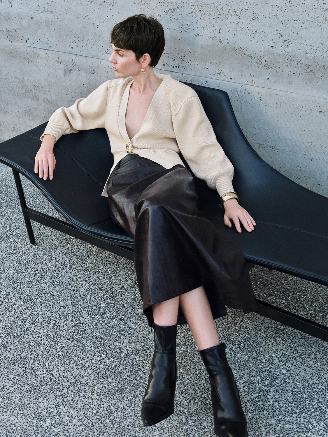 V-Neck Knitted Cardigan - Image 37