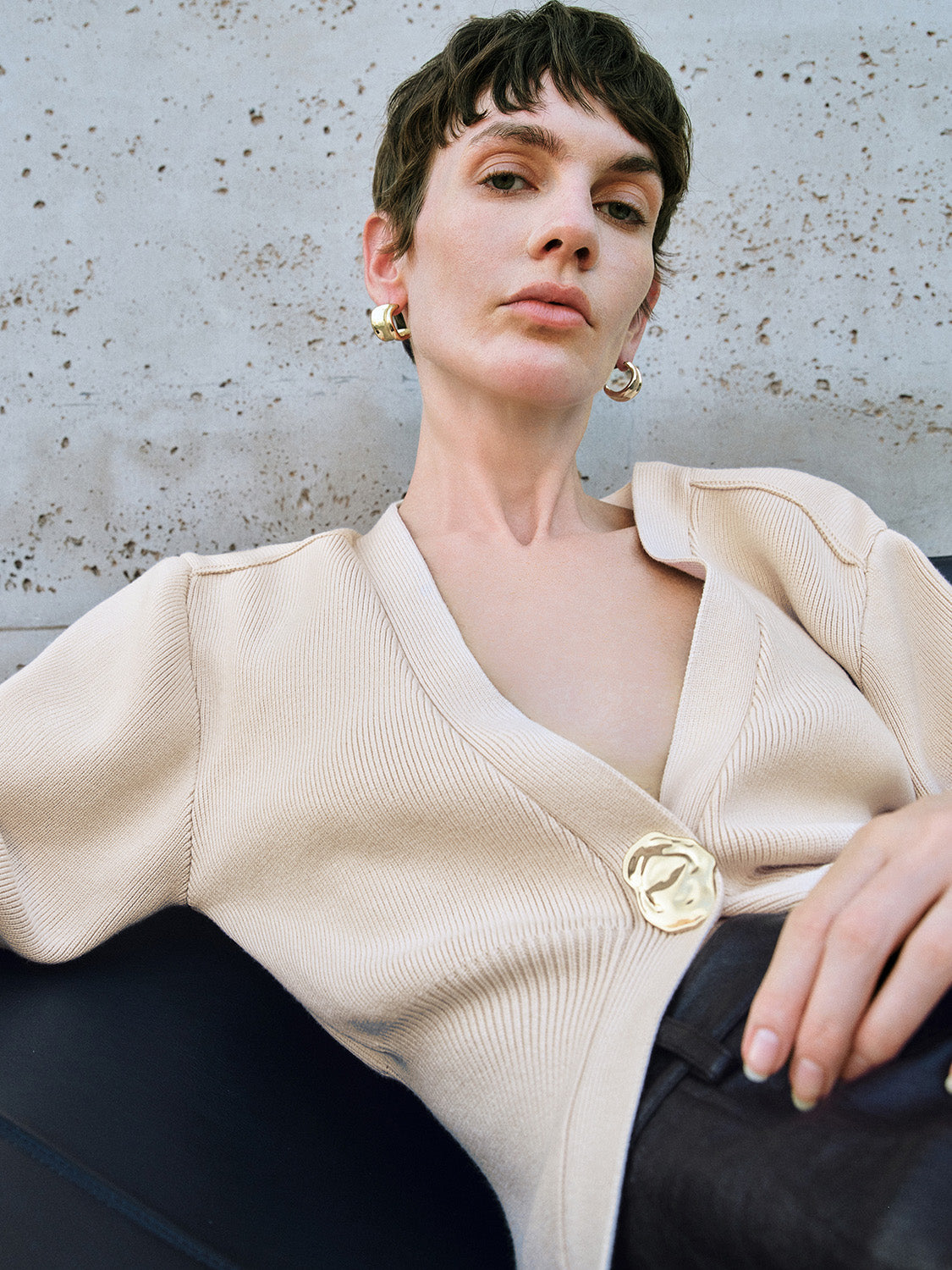 V-Neck Knitted Cardigan - Image 38