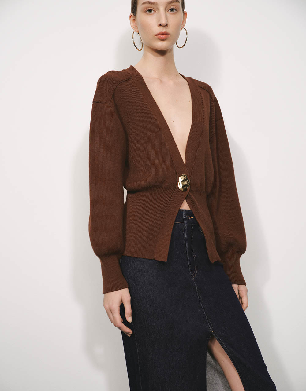 V-Neck Knitted Cardigan - Image 57