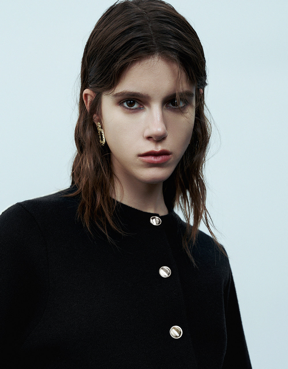 Crew Neck Knitted Cardigan With Fake Pockets - Image 13