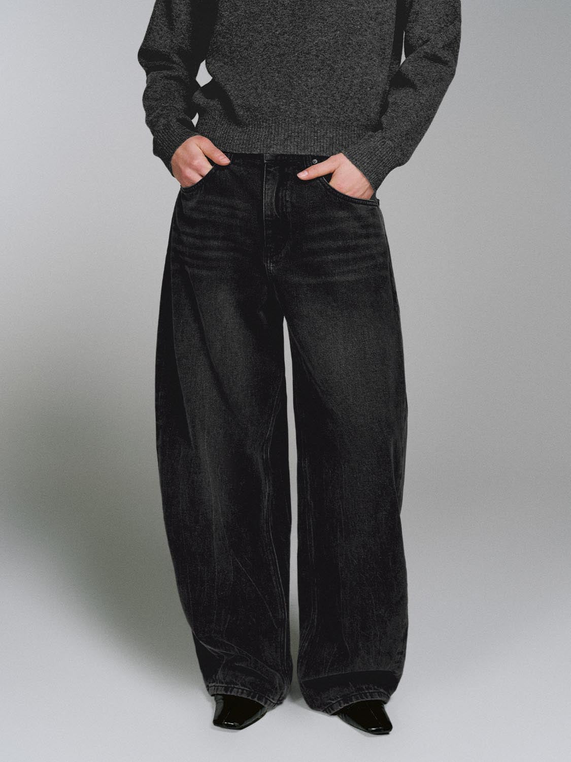 Gradient Barrel Leg Jeans