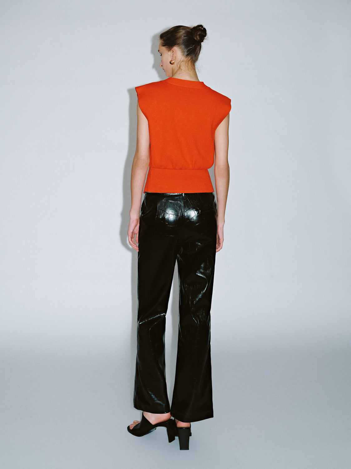 Sleeveless Knitted V-Neck Cardigans - Image 69