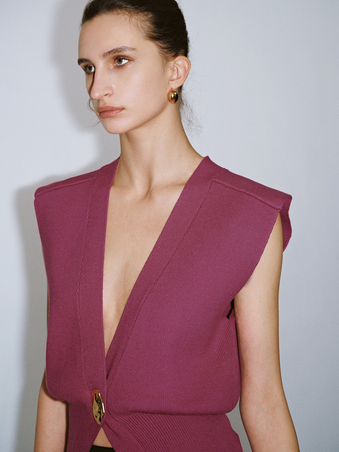 Sleeveless Knitted V-Neck Cardigans - Image 57