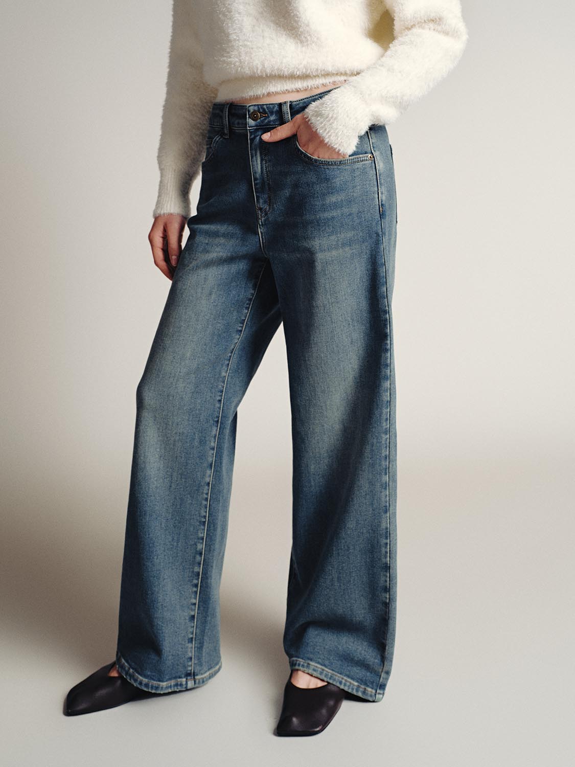 Gradient Wide Leg Jeans - Image 3