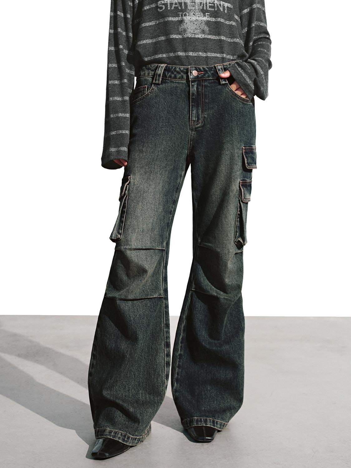 Flap Pocket Flare Leg Jeans