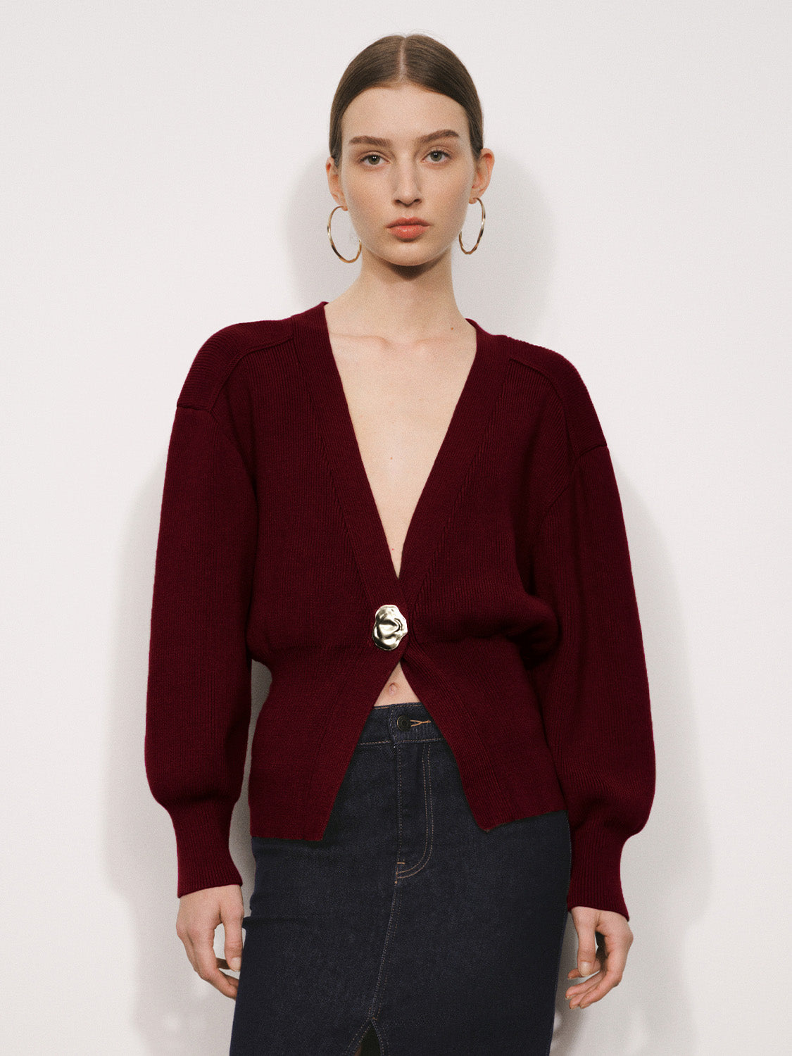 V-Neck Knitted Cardigan - Image 10