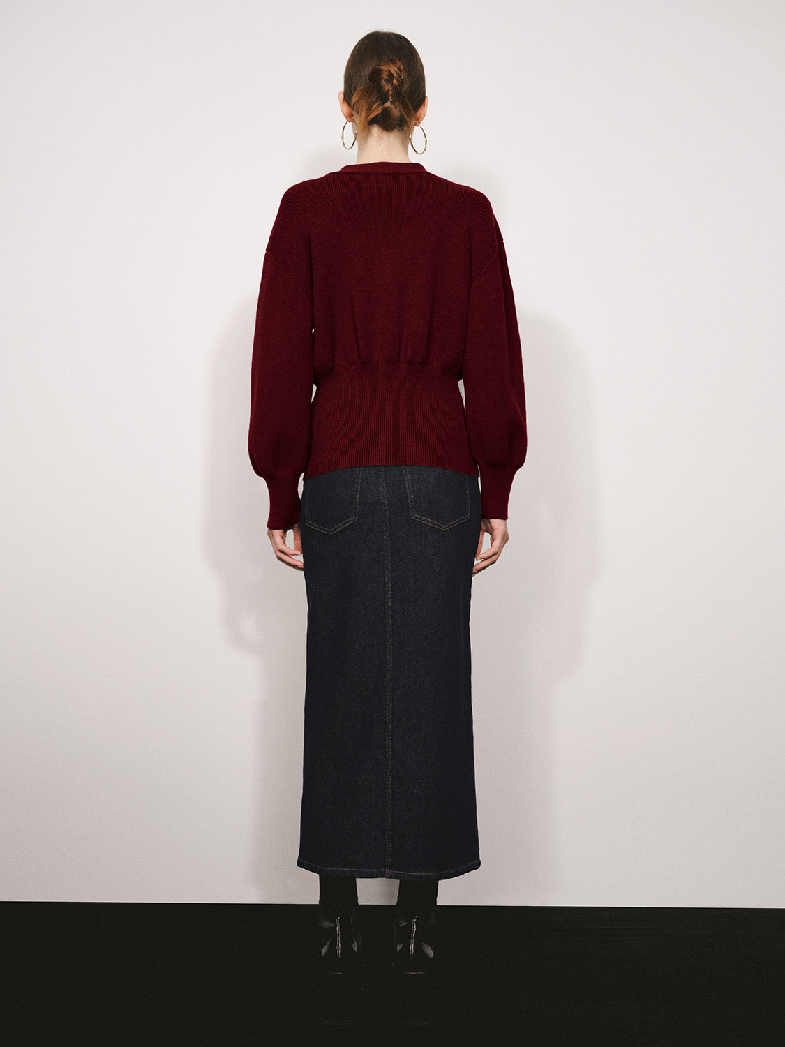 V-Neck Knitted Cardigan - Image 14